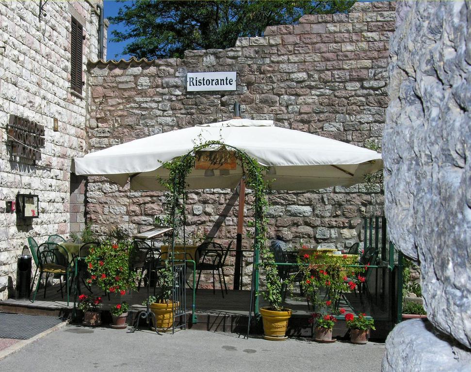 Hotel La Rocca Assisi Kültér fotó